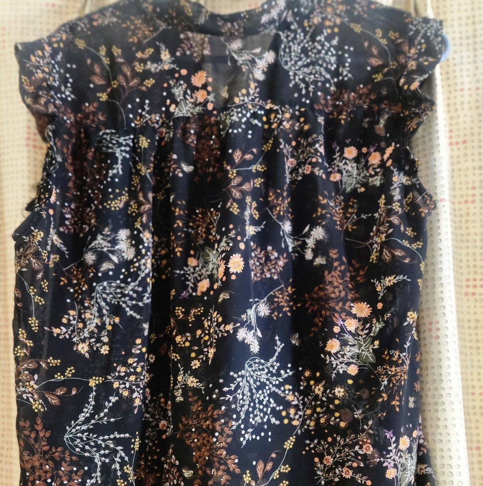 Morning Sky Floral Black Top With Bow Accents Part Top Fashion Floral